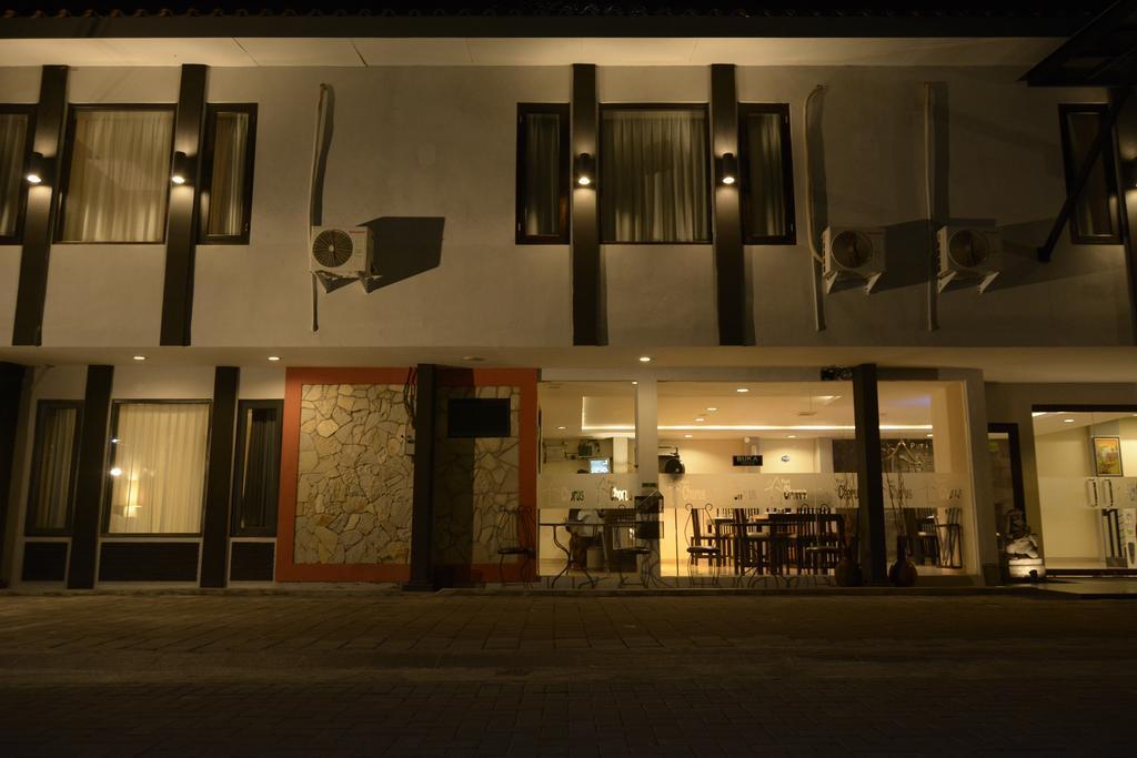 Puri Chorus Boutique Hotel Pakualaman Zewnętrze zdjęcie